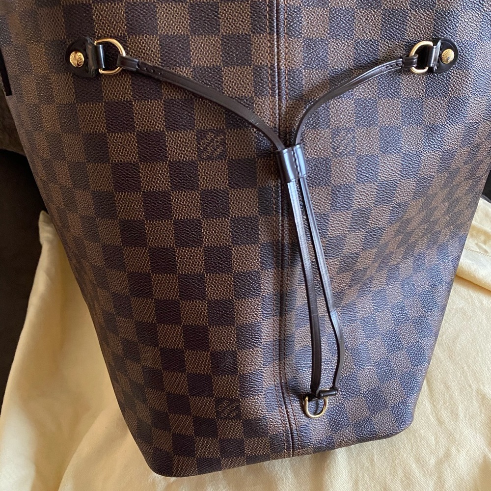 ❤️ Louis Vuitton ❤️ - Picture 9 of 16